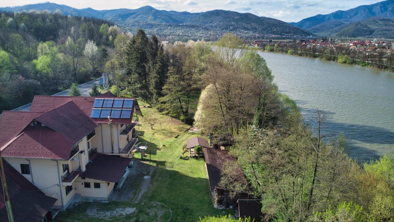 Motel Seaca Кэлимэнешти Экстерьер фото