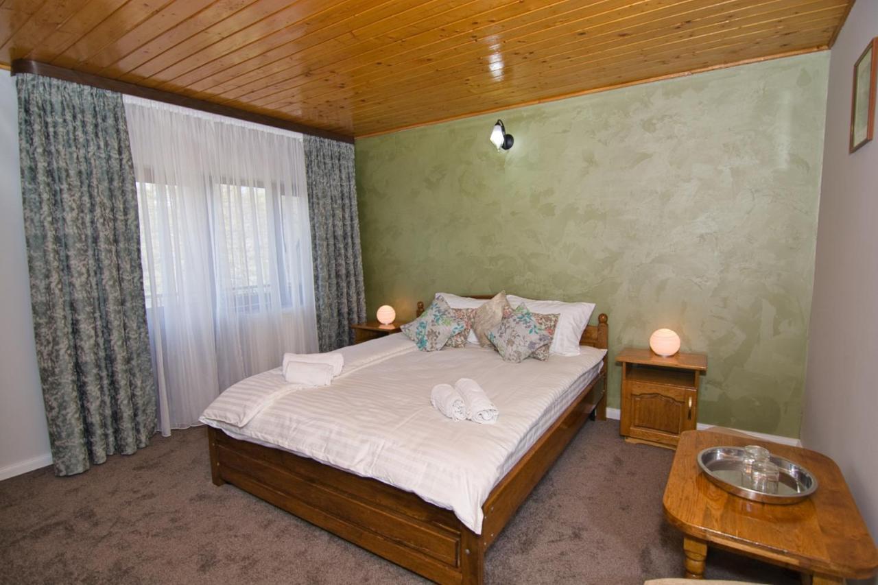 Motel Seaca Кэлимэнешти Экстерьер фото