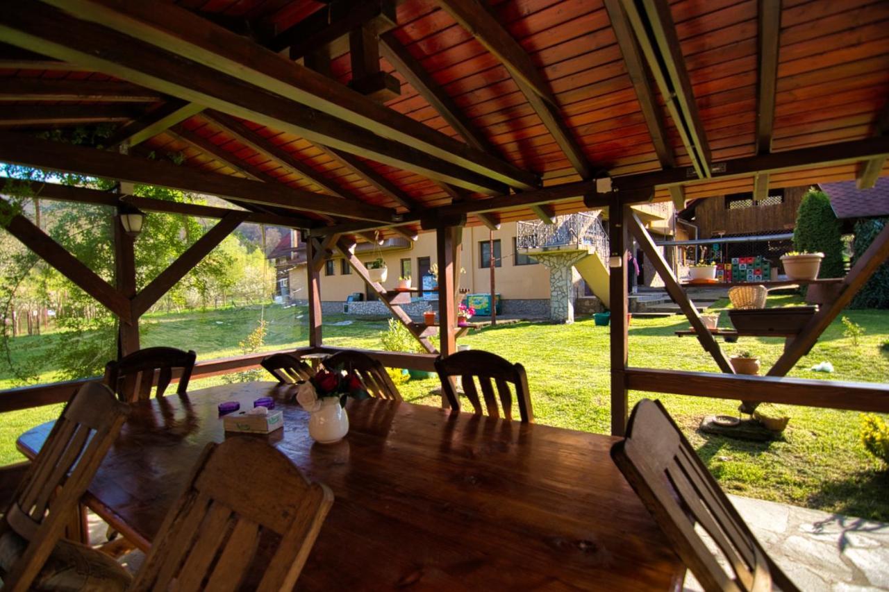 Motel Seaca Кэлимэнешти Экстерьер фото
