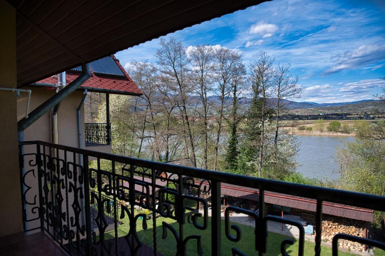 Motel Seaca Кэлимэнешти Экстерьер фото