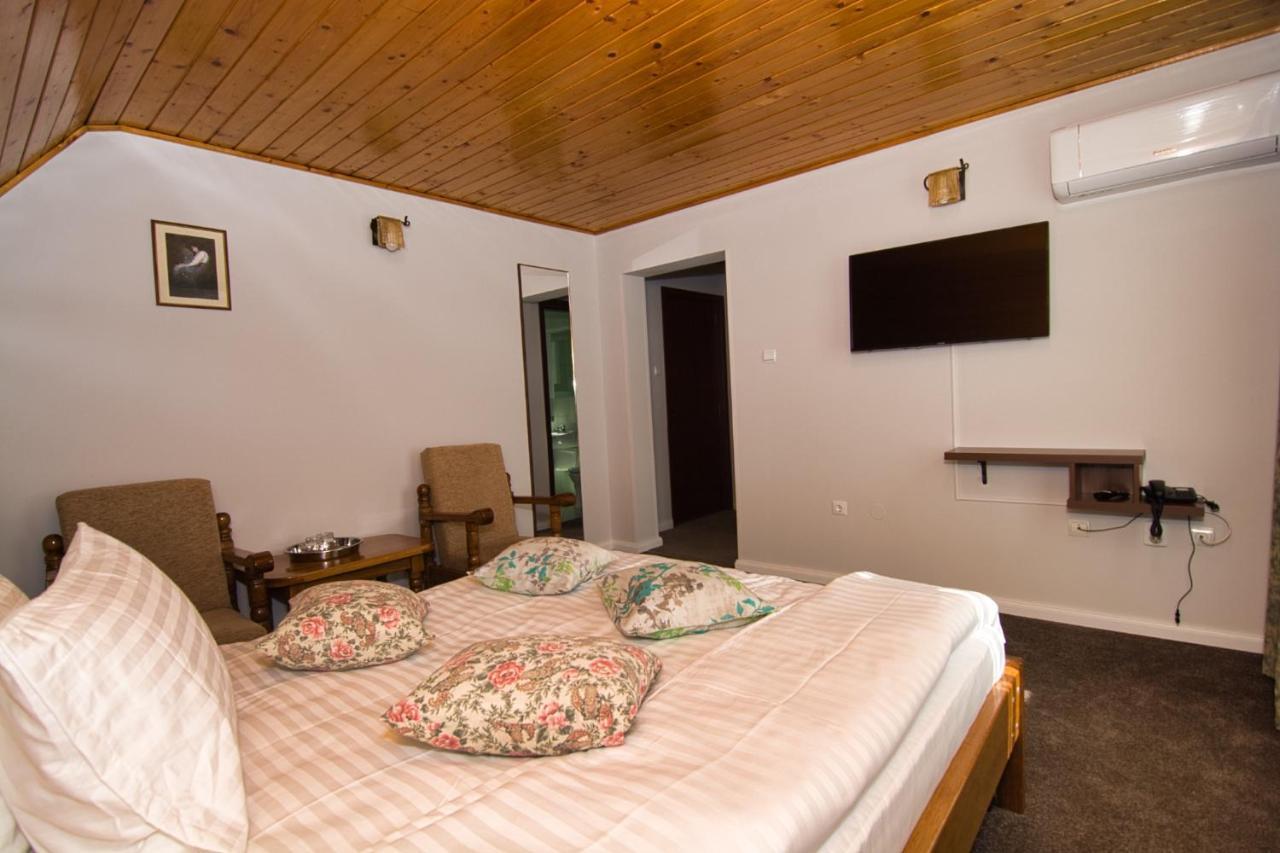 Motel Seaca Кэлимэнешти Экстерьер фото