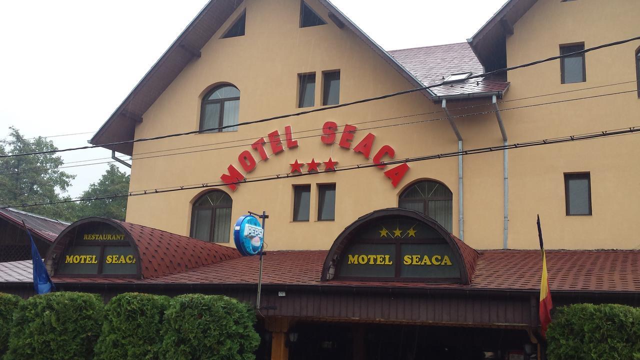 Motel Seaca Кэлимэнешти Экстерьер фото